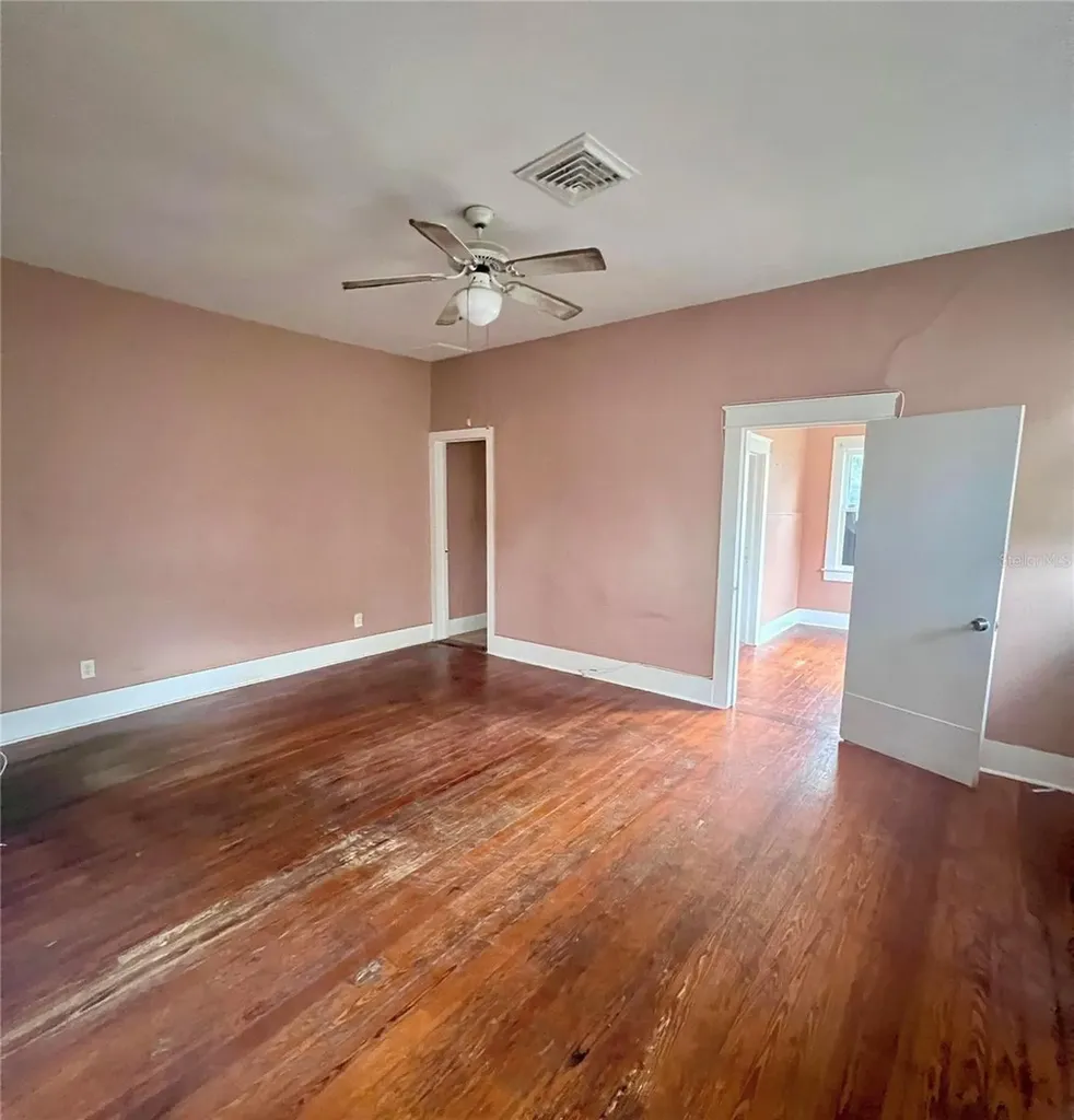 215 N Buena Vista Drive Lake Alfred FL 33850