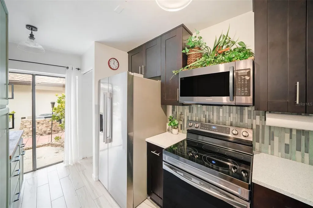 1923 Bayshore Court Safety Harbor FL 34695