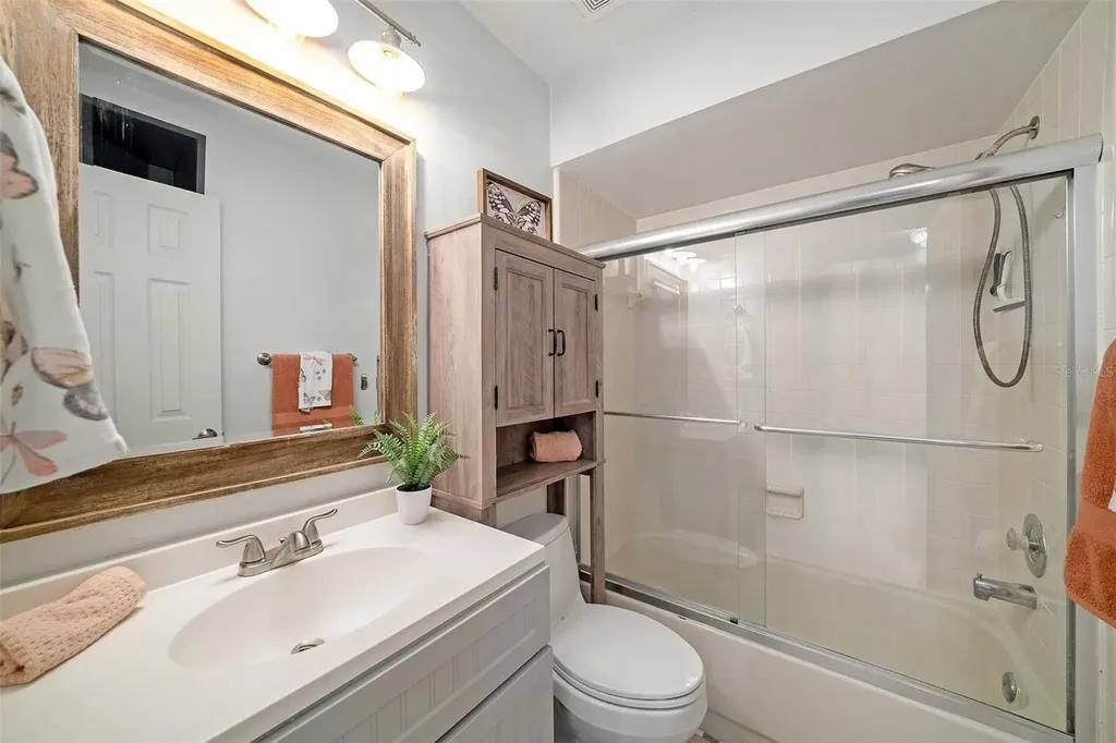 1923 Bayshore Court Safety Harbor FL 34695