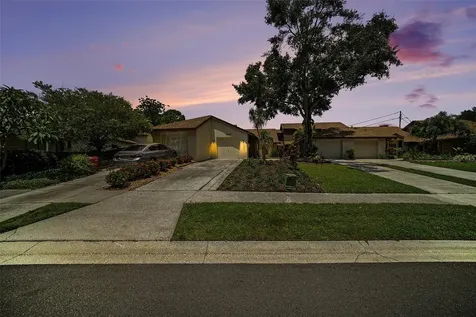 1923 Bayshore Court Safety Harbor FL 34695
