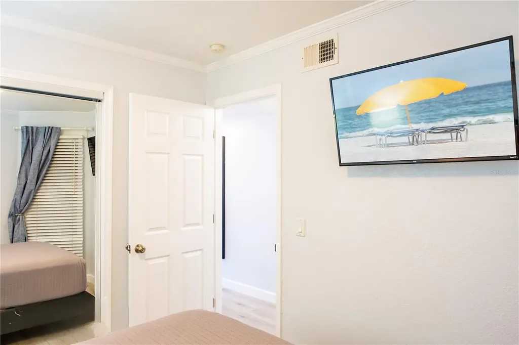2506 N Rocky Point Drive Tampa FL 33607