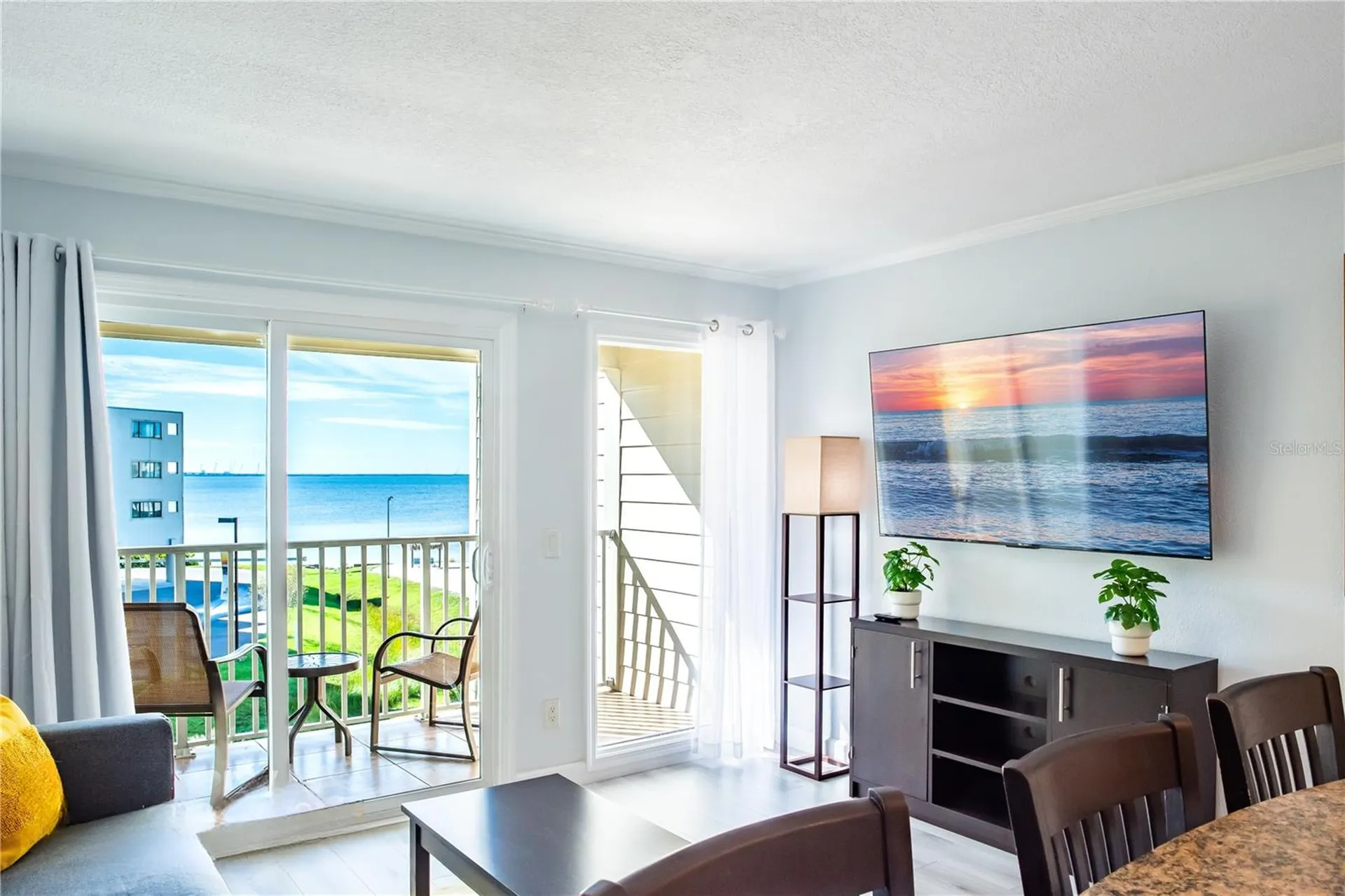 2506 N Rocky Point Drive Tampa FL 33607