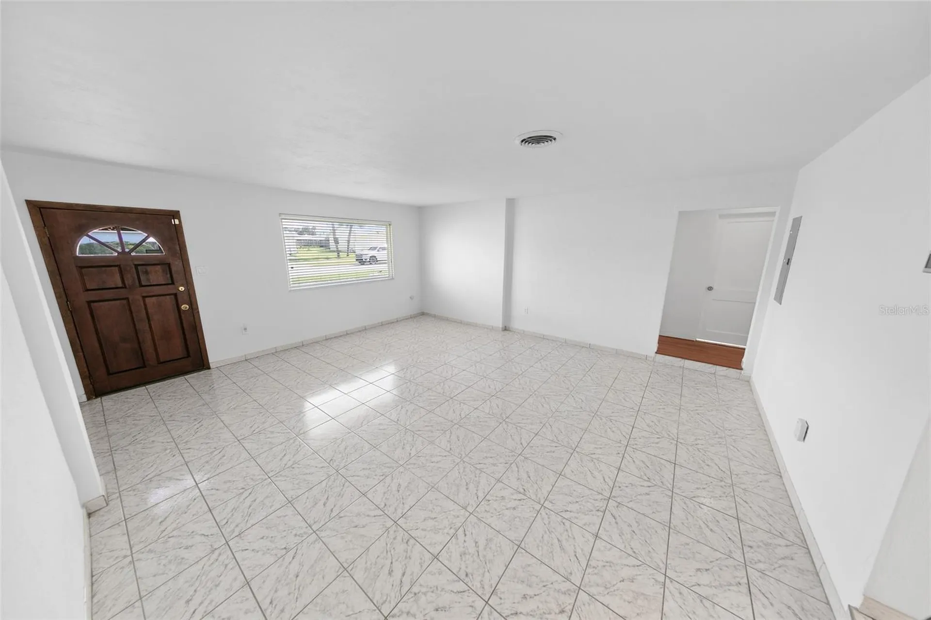 402 Seaview Avenue Daytona Beach FL 32118