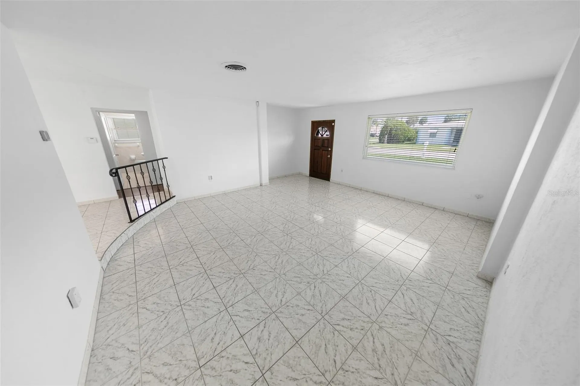 402 Seaview Avenue Daytona Beach FL 32118