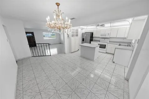 402 Seaview Avenue Daytona Beach FL 32118