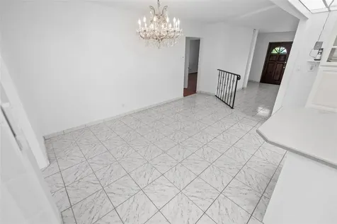 402 Seaview Avenue Daytona Beach FL 32118