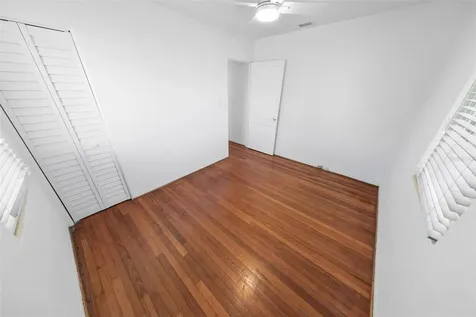 402 Seaview Avenue Daytona Beach FL 32118