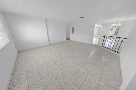 402 Seaview Avenue Daytona Beach FL 32118
