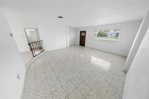 402 Seaview Avenue Daytona Beach FL 32118