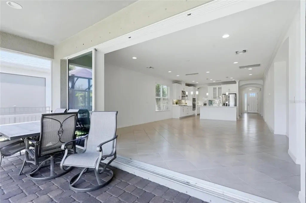 5713 Sunflower Circle Sarasota FL 34238
