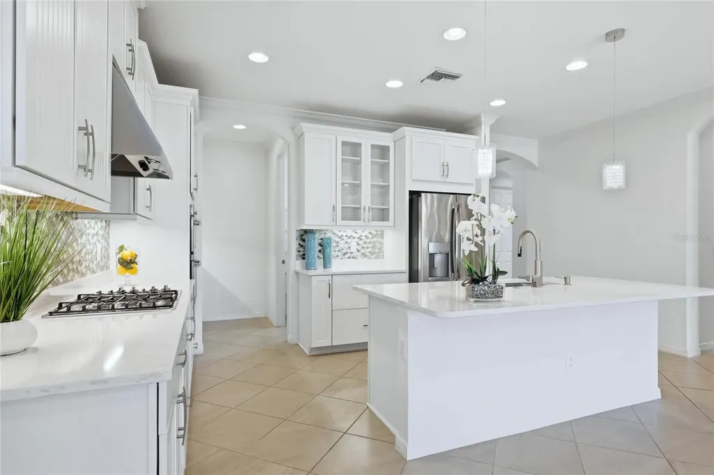 5713 Sunflower Circle Sarasota FL 34238
