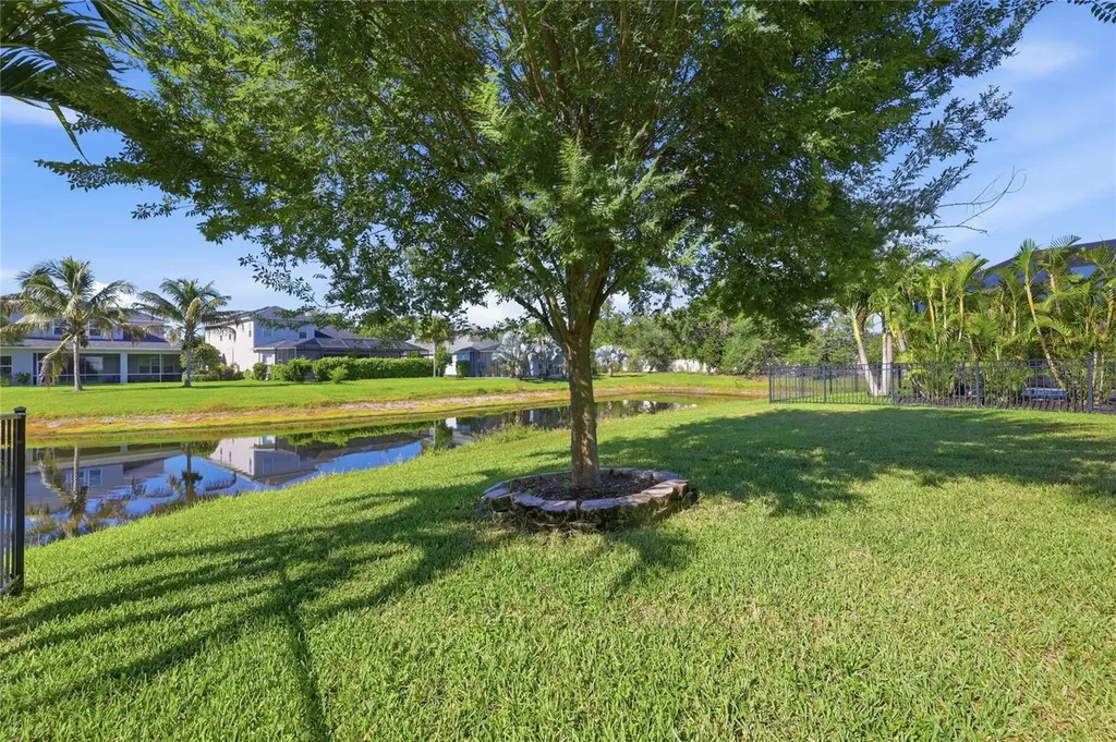 5713 Sunflower Circle Sarasota FL 34238