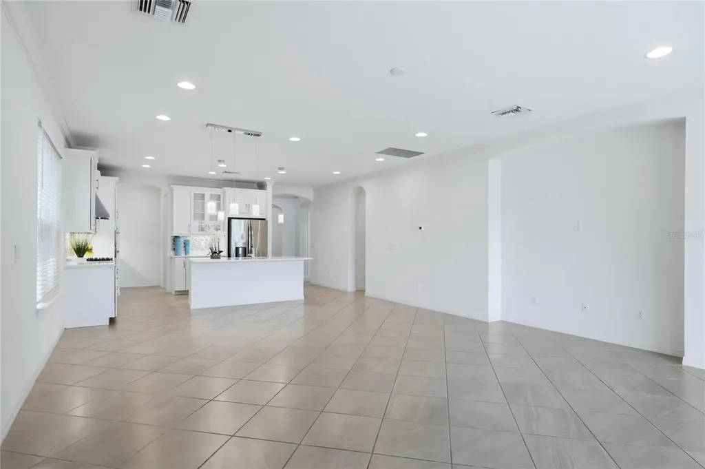 5713 Sunflower Circle Sarasota FL 34238
