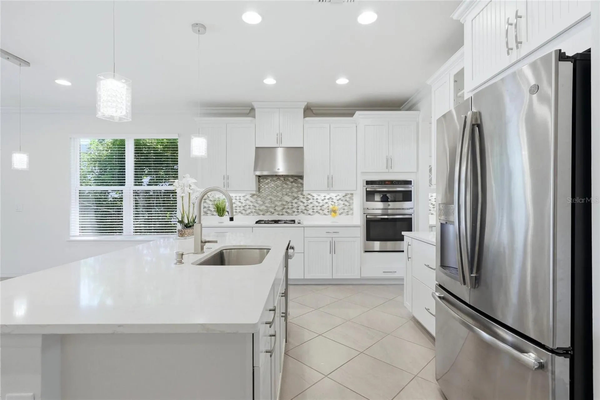 5713 Sunflower Circle Sarasota FL 34238