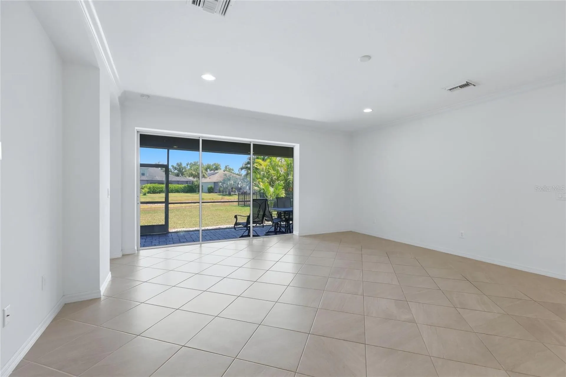 5713 Sunflower Circle Sarasota FL 34238