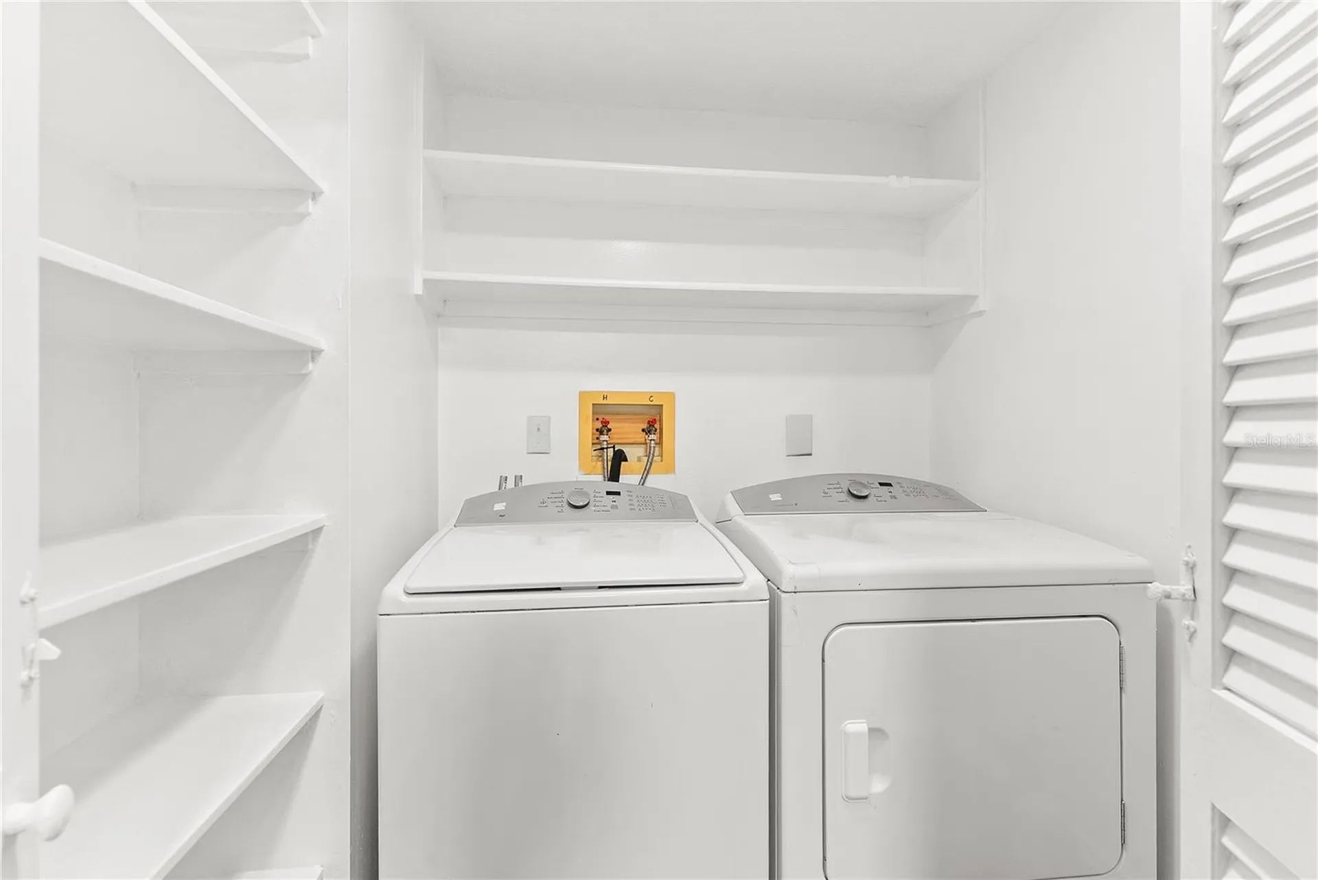 2242 Circlewood Drive Sarasota FL 34231