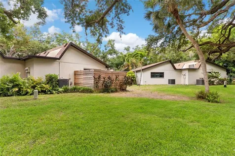 2242 Circlewood Drive Sarasota FL 34231