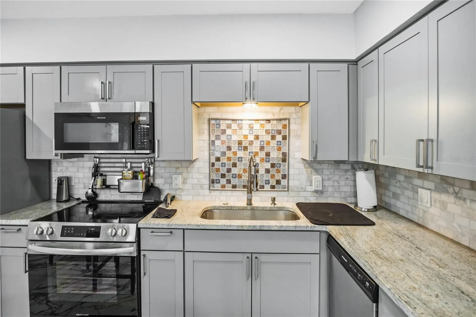 416 73rd Avenue N St Petersburg FL 33702