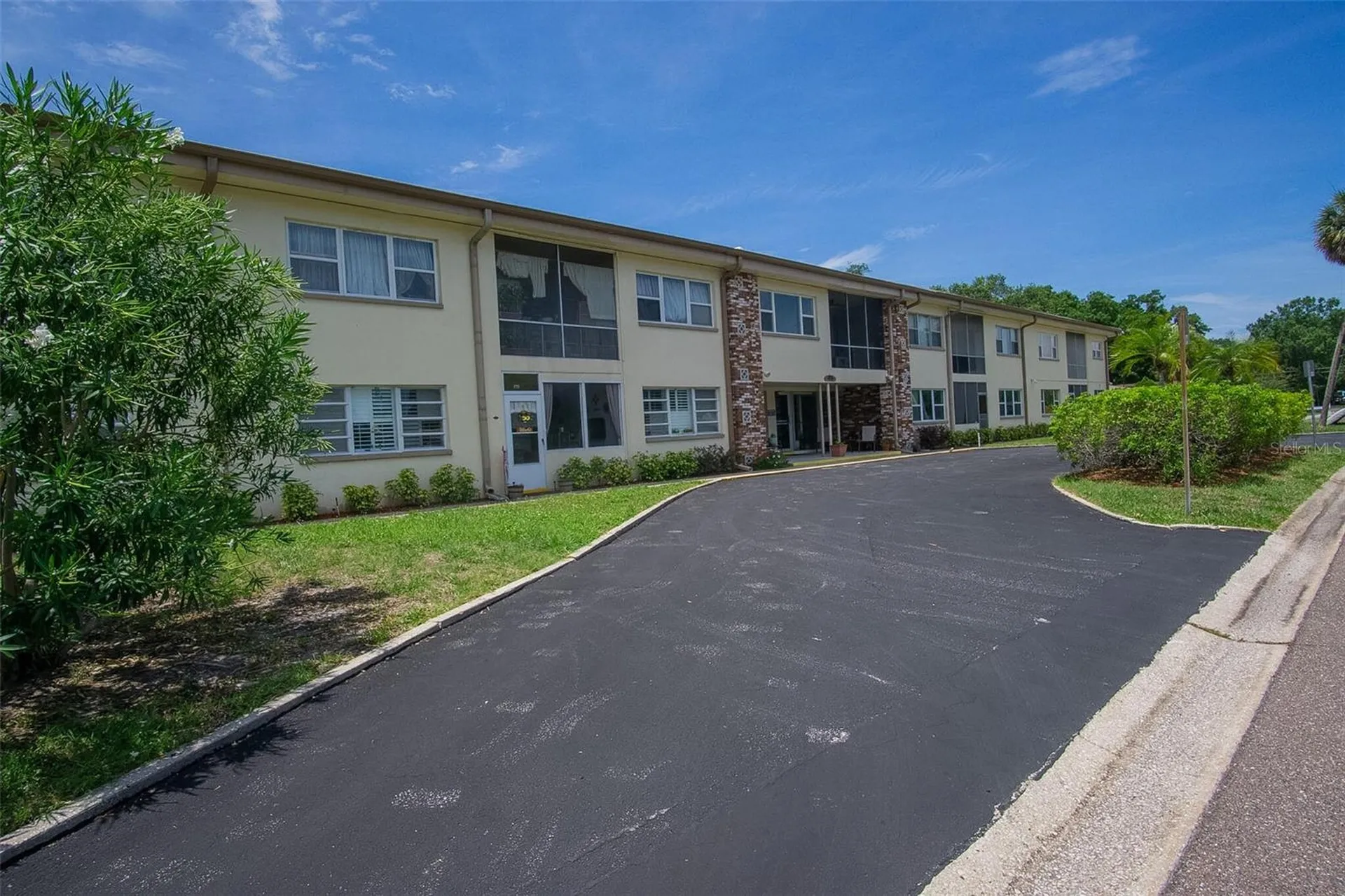 416 73rd Avenue N St Petersburg FL 33702
