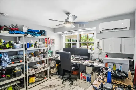 416 73rd Avenue N St Petersburg FL 33702
