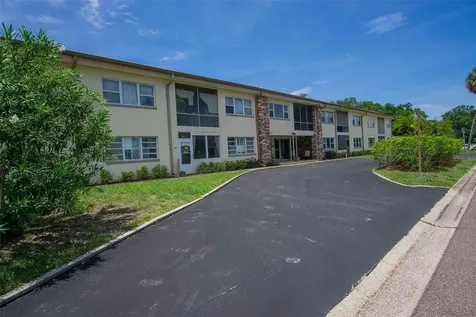 416 73rd Avenue N St Petersburg FL 33702
