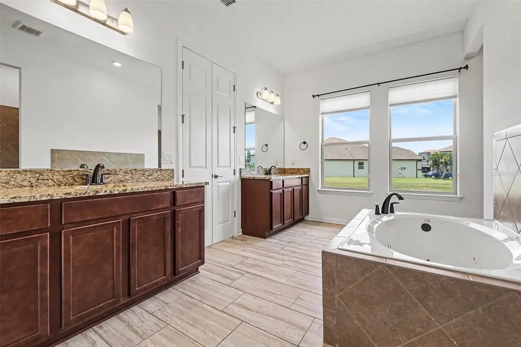 13065 Bliss Loop Bradenton FL 34211