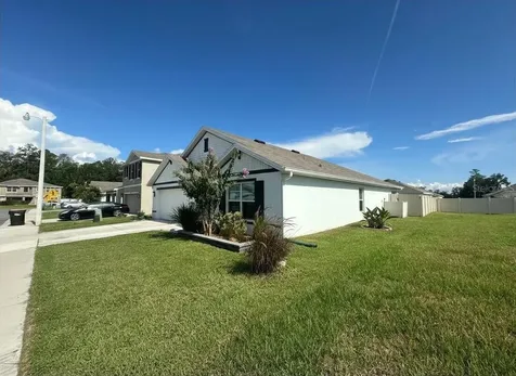 6830 SE 3rd Loop Ocala FL 34472