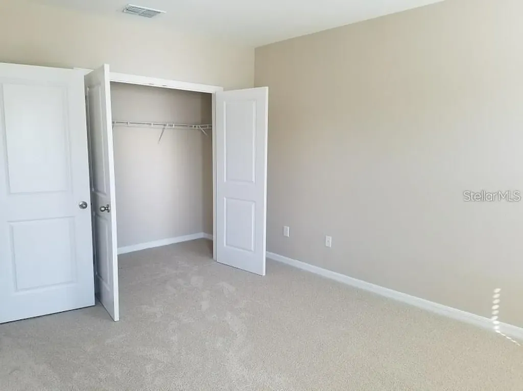 5524 Twilight Grey Lane Sarasota FL 34240