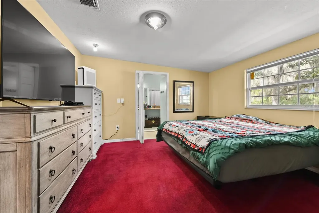 2036 Lake View Avenue Chuluota FL 32766