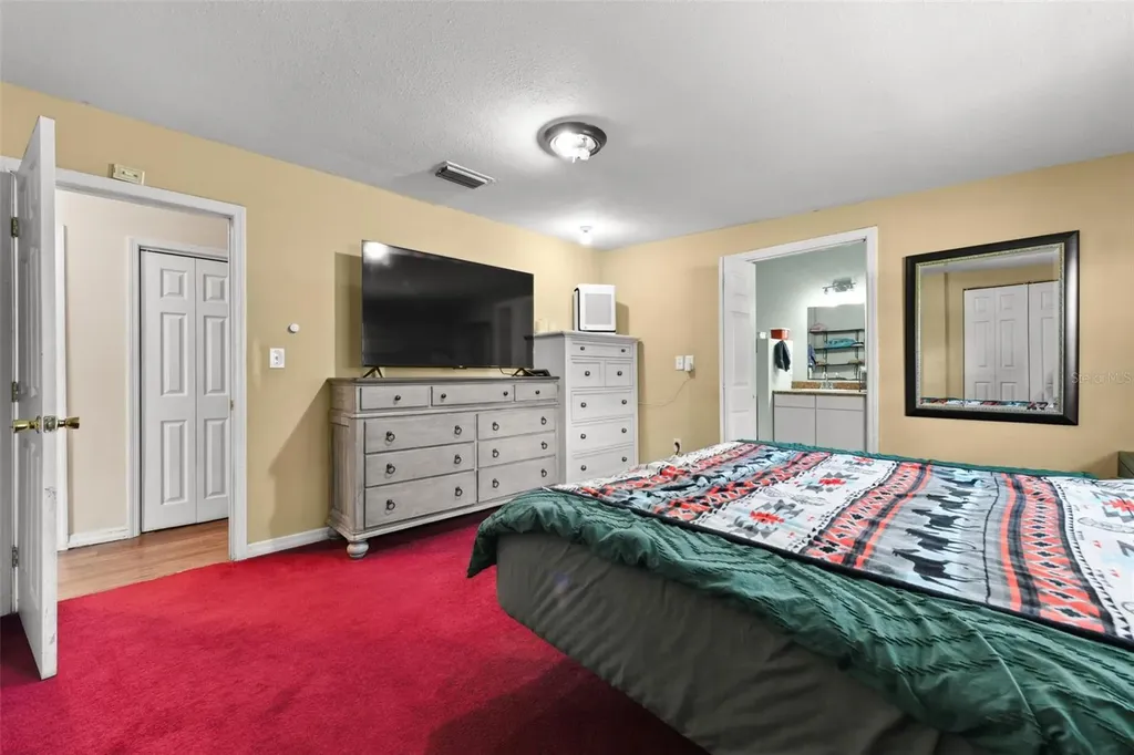 2036 Lake View Avenue Chuluota FL 32766