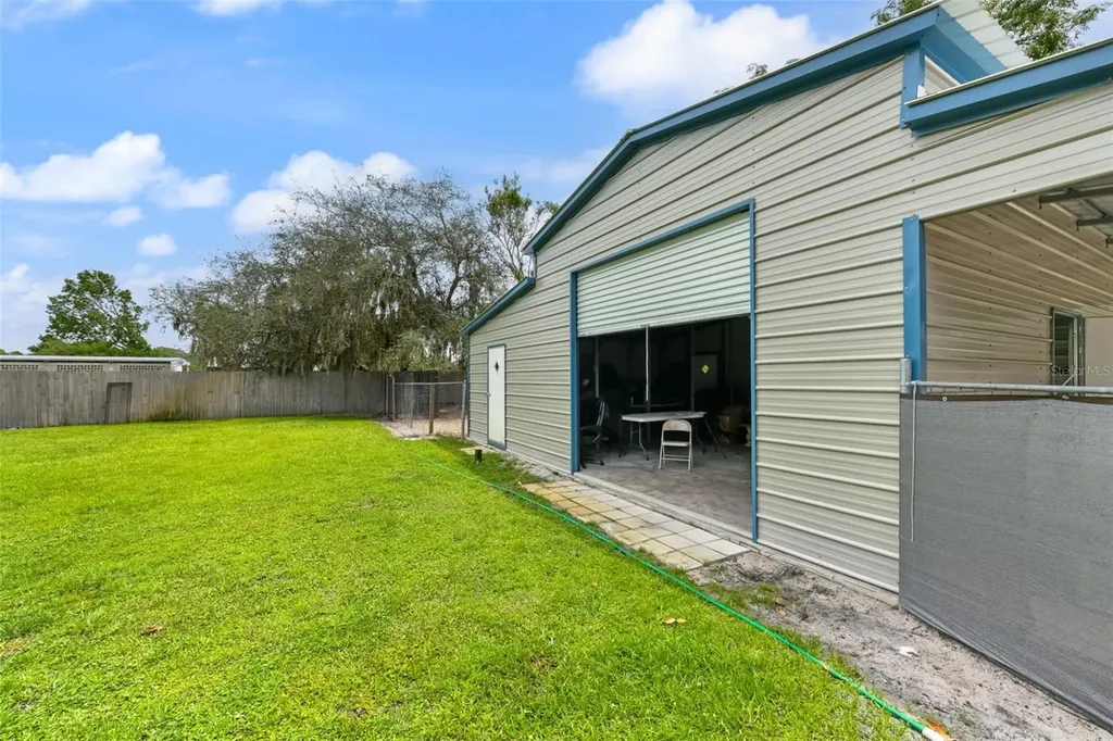 2036 Lake View Avenue Chuluota FL 32766