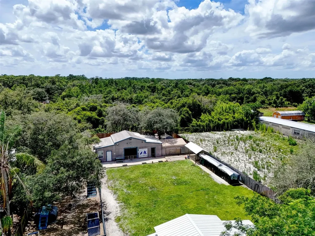 2036 Lake View Avenue Chuluota FL 32766