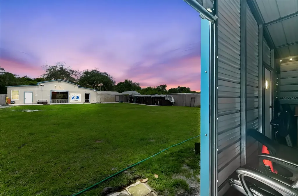 2036 Lake View Avenue Chuluota FL 32766