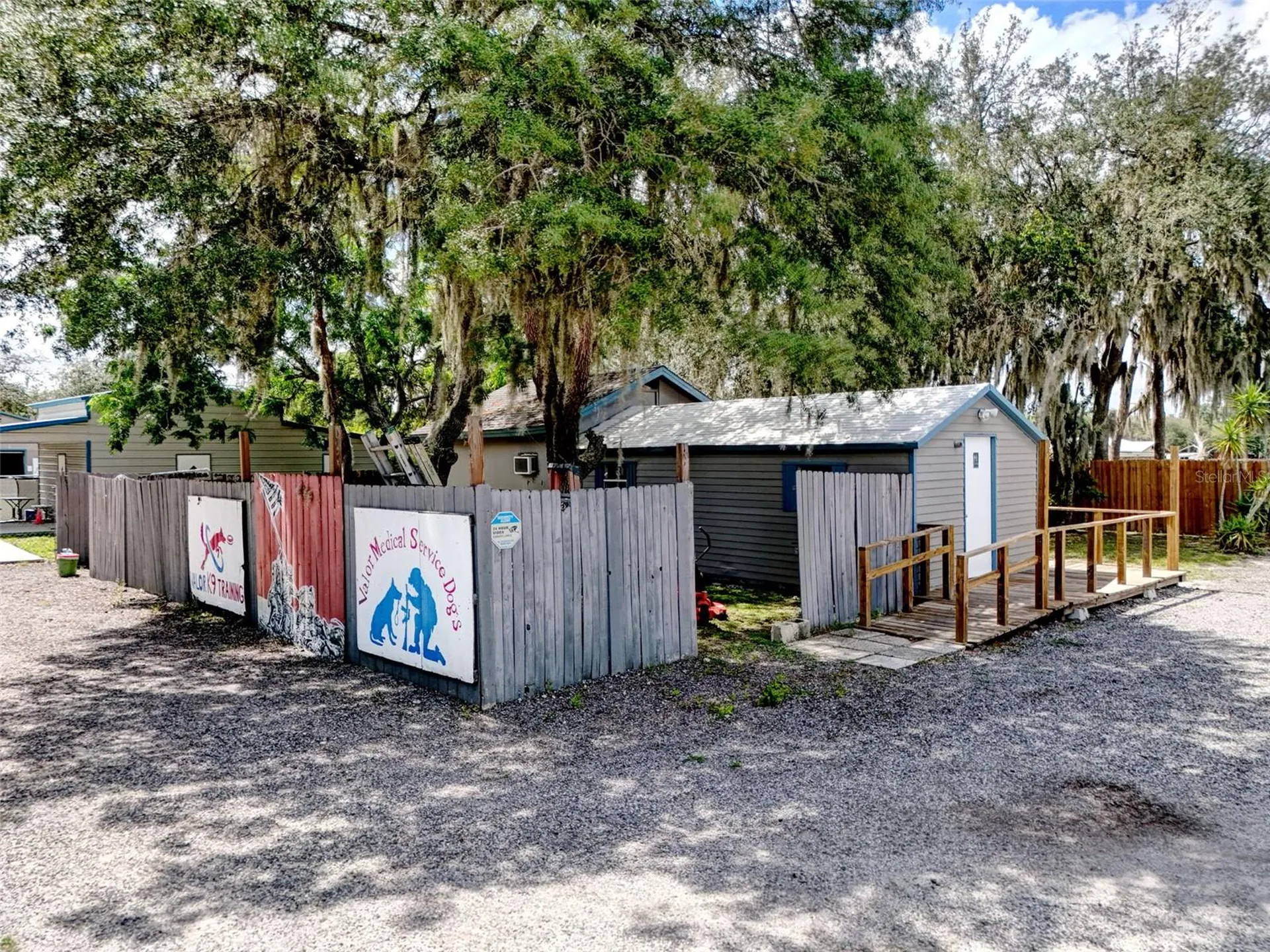 2036 Lake View Avenue Chuluota FL 32766