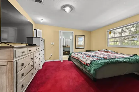2036 Lake View Avenue Chuluota FL 32766