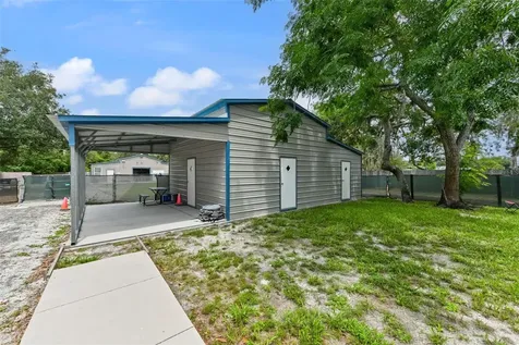 2036 Lake View Avenue Chuluota FL 32766