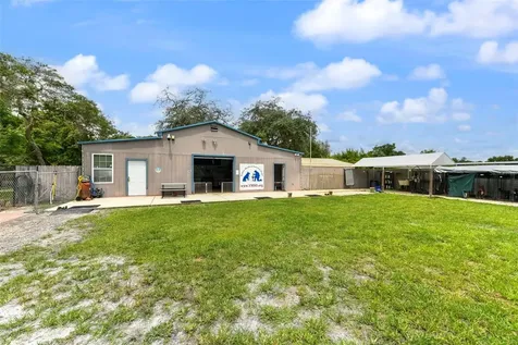 2036 Lake View Avenue Chuluota FL 32766