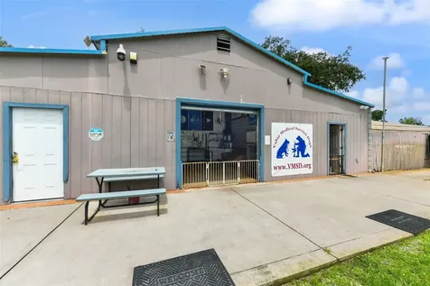 2036 Lake View Avenue Chuluota FL 32766