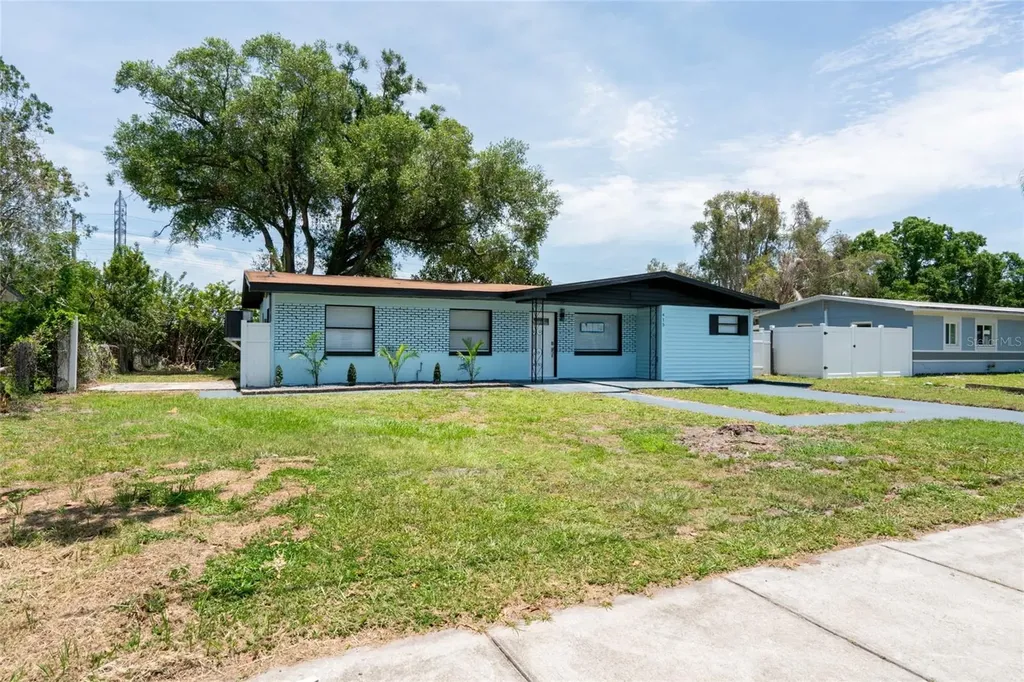 415 Country Club Drive Oldsmar FL 34677