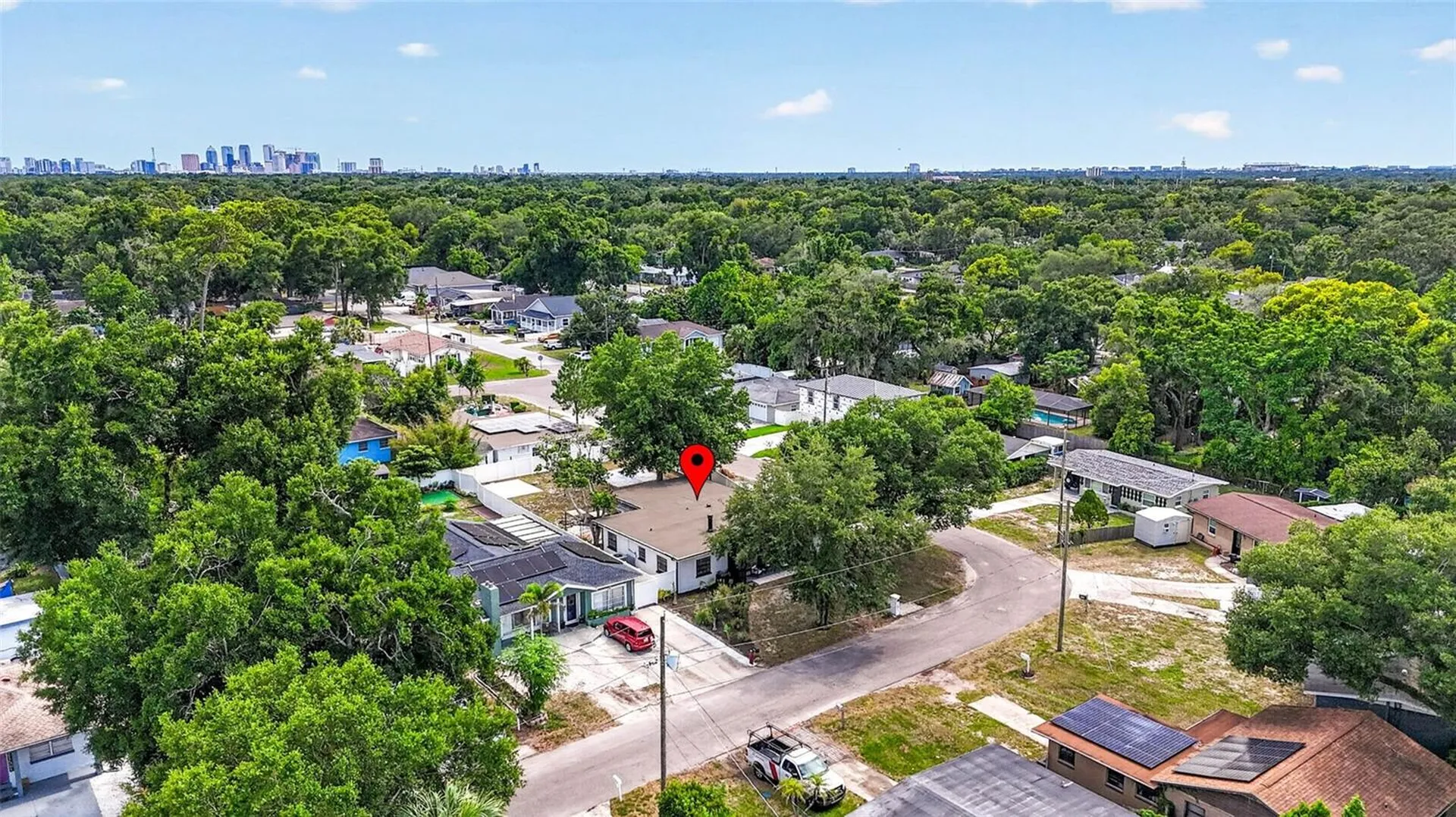 1601 E Paris Street Tampa FL 33610
