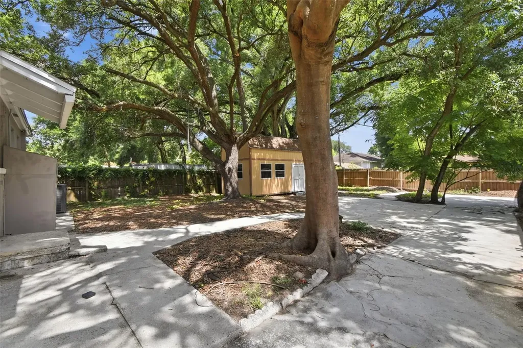 1416 E Mohawk Avenue Tampa FL 33604