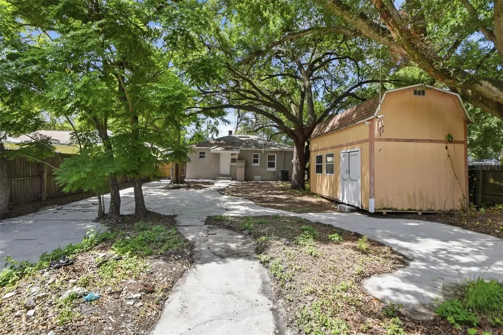 1416 E Mohawk Avenue Tampa FL 33604