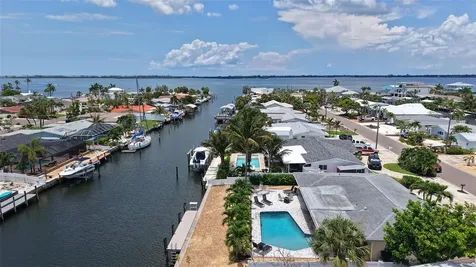 3816 99th Street W Bradenton FL 34210