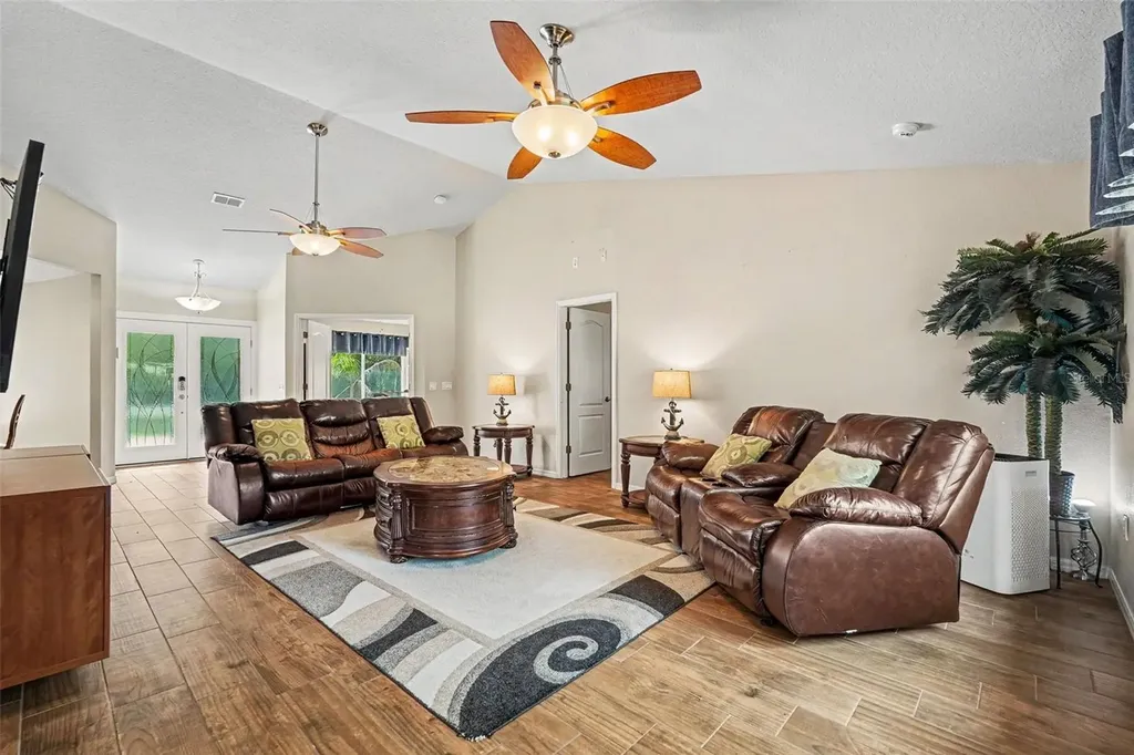 6350 Biltmore Avenue Webster FL 33597