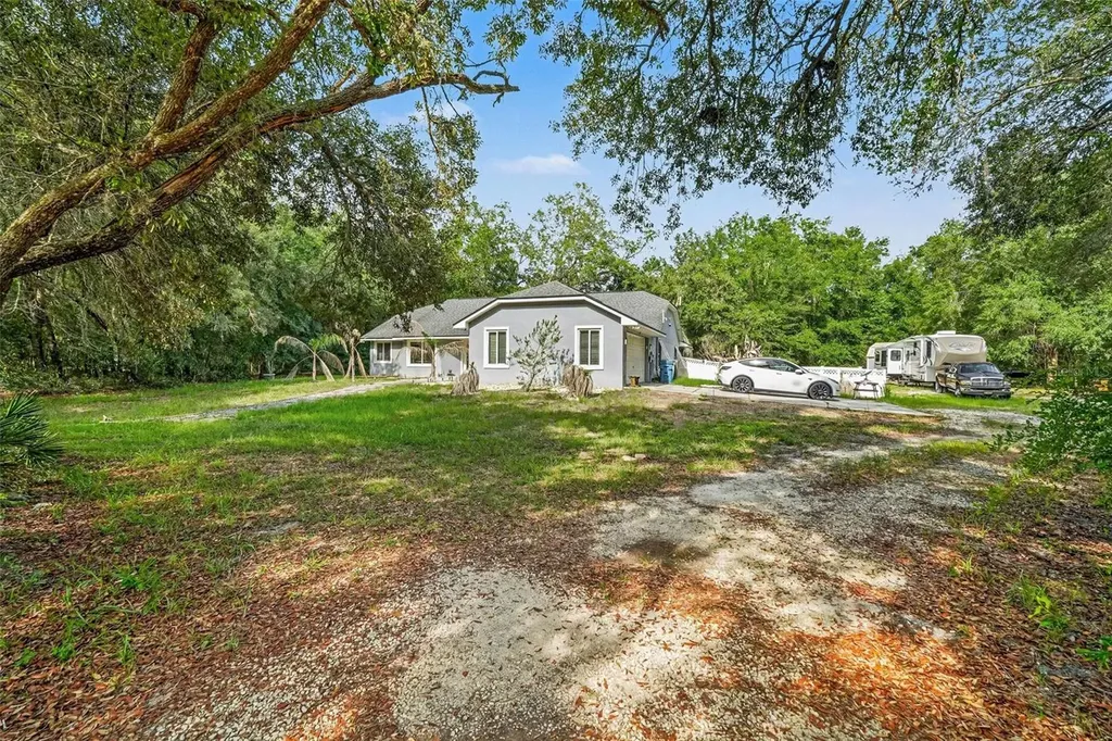 6350 Biltmore Avenue Webster FL 33597