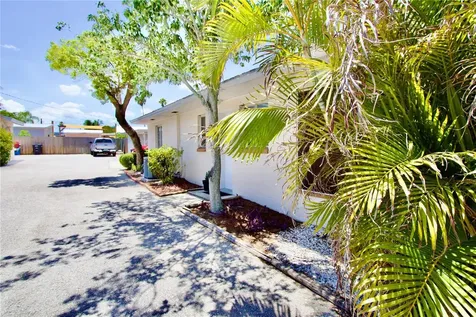 411 Pleasant Street Clearwater FL 33755