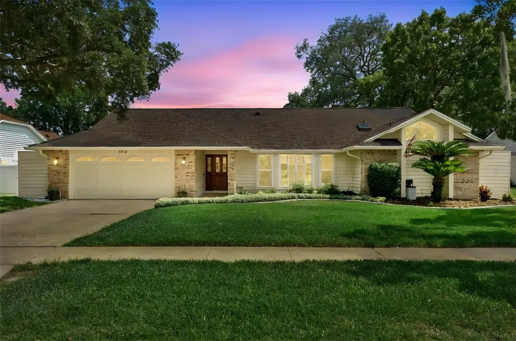 2418 Sweetwater Cc Place Drive Apopka FL 32712
