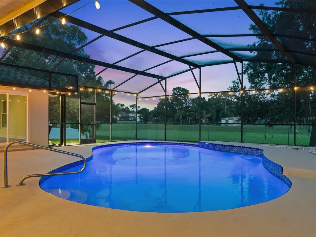 2418 Sweetwater Cc Place Drive Apopka FL 32712