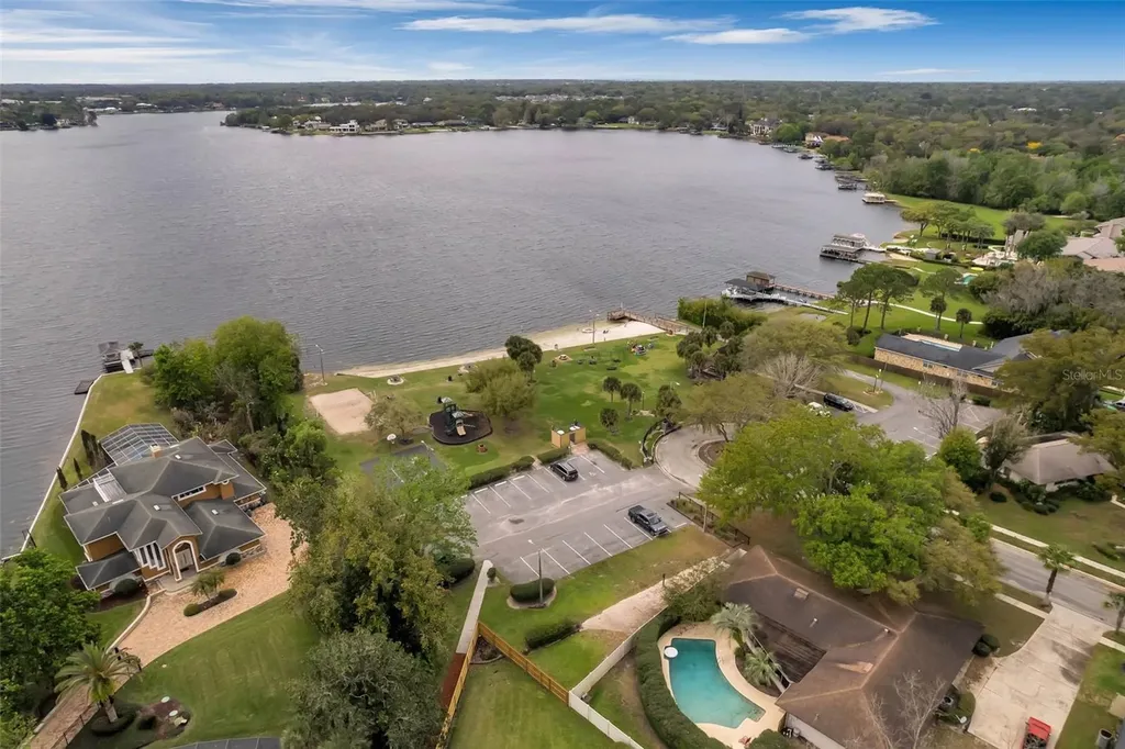 2418 Sweetwater Country Club Place Drive Apopka FL 32712