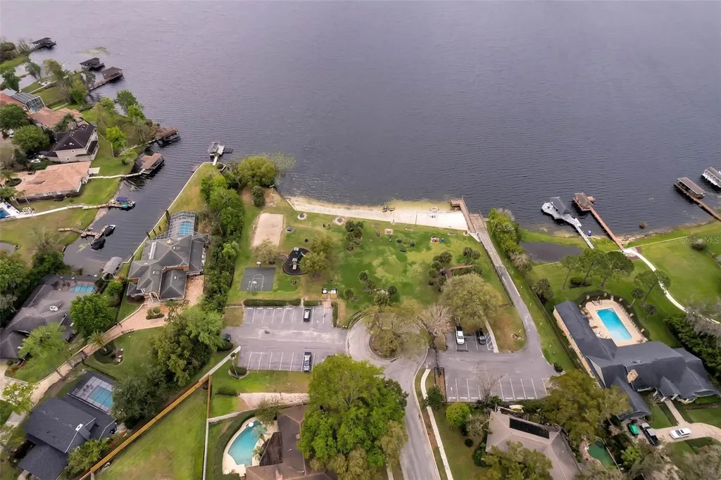 2418 Sweetwater Country Club Place Drive Apopka FL 32712